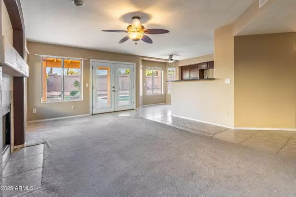 Phoenix, AZ 85048,15601 S 37TH Way