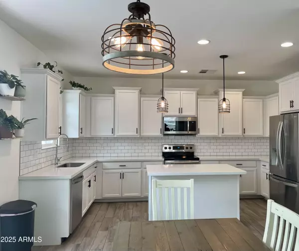 Mesa, AZ 85212,5549 S DILLON --