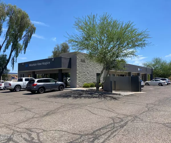 8263 W THUNDERBIRD Road #100, Peoria, AZ 85381