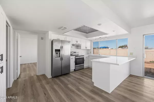 Tempe, AZ 85283,602 W YALE Drive