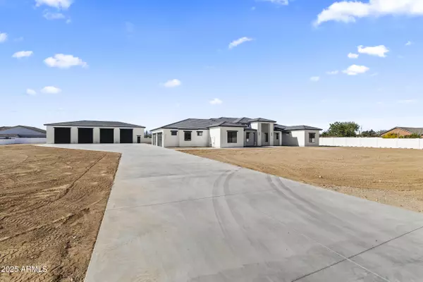 Surprise, AZ 85387,25816 N 155th Avenue