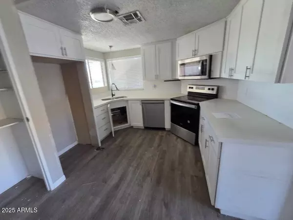 Peoria, AZ 85345,8601 N 103RD Avenue #77