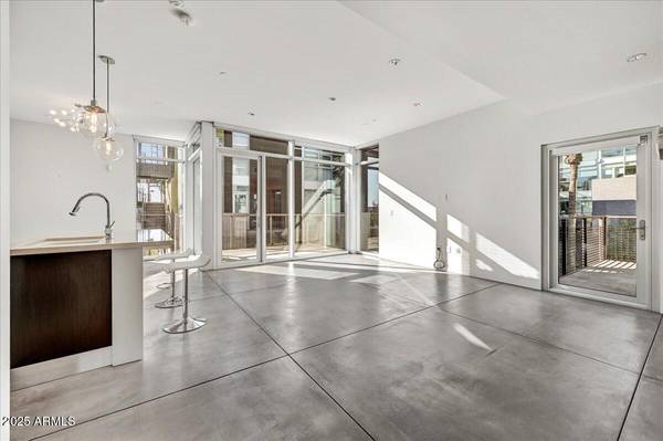 Scottsdale, AZ 85251,4745 N SCOTTSDALE Road #3006