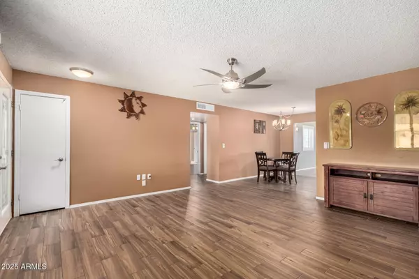 Sun City, AZ 85351,9430 W ARROWHEAD Drive