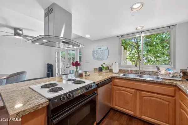 Tempe, AZ 85282,3929 S MILL Avenue