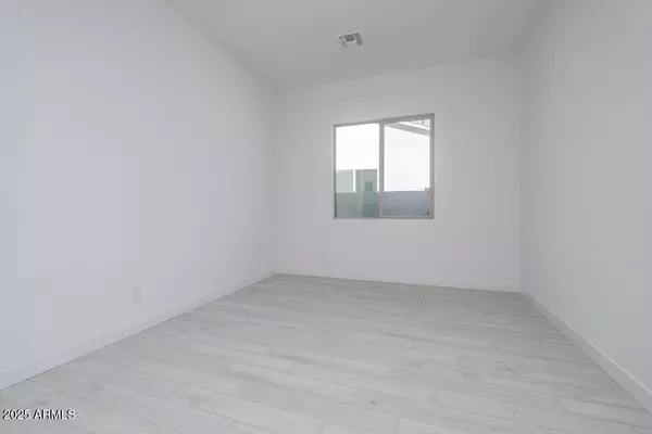 San Tan Valley, AZ 85140,1982 E Empeltre Road