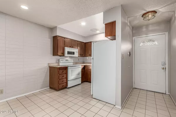 Scottsdale, AZ 85257,6721 E MCDOWELL Road #B314