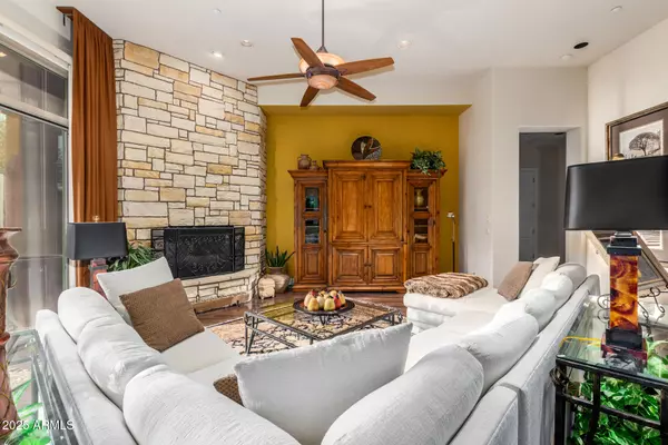 Phoenix, AZ 85083,25410 N 46TH Lane