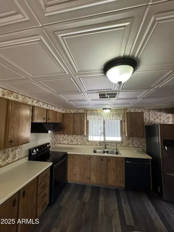 Mesa, AZ 85213,3330 E Main Street #323