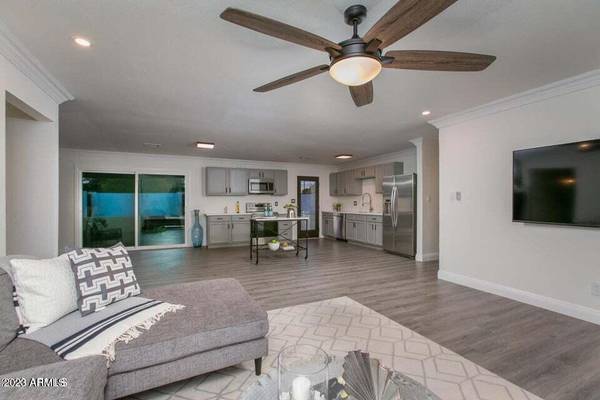 Scottsdale, AZ 85257,2246 N 82ND Street