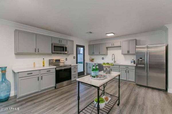 Scottsdale, AZ 85257,2246 N 82ND Street