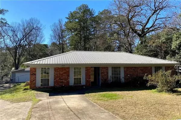 24 Purser ST, Pineville, LA 71360