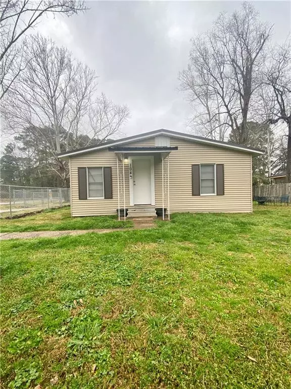 Pineville, LA 71360,104 Poisso RD