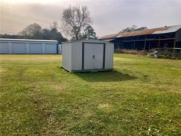 Mamou, LA 70554,812 MULBERRY ST