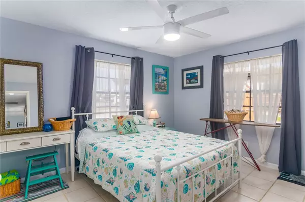 Micco, FL 32976,9409 Victoria DR