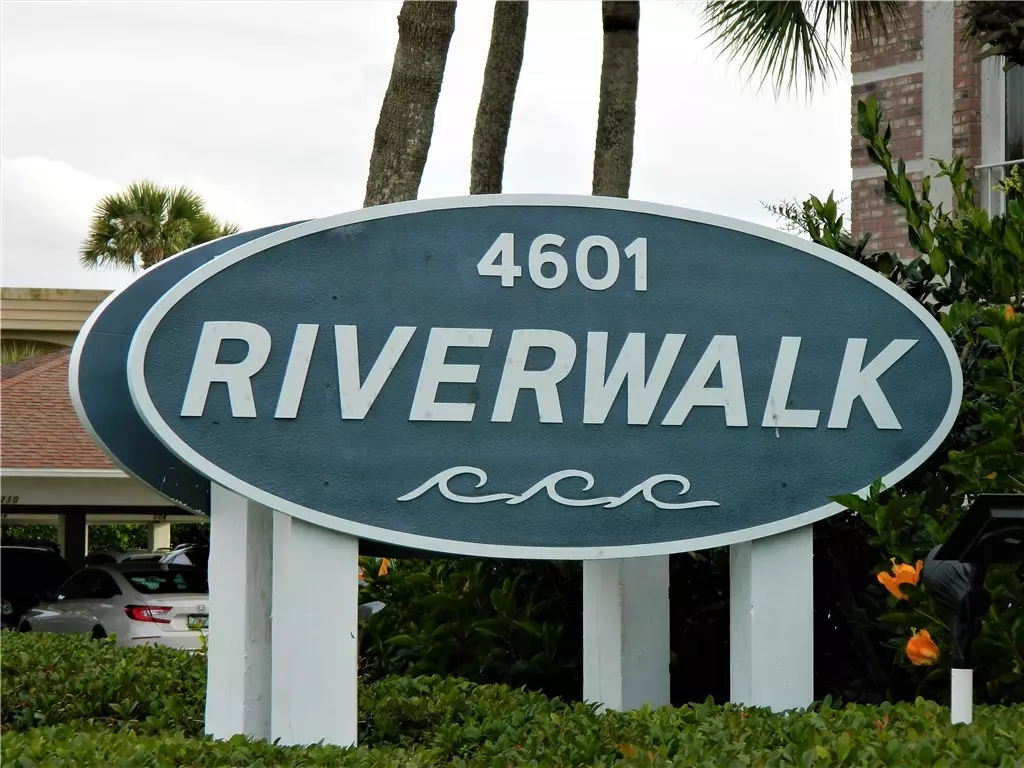 Vero Beach, FL 32963,4601 Highway A1A #403