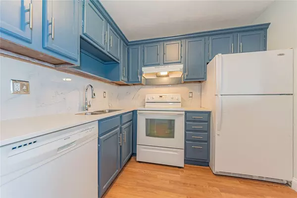 Vero Beach, FL 32962,39 Woodland DR #104