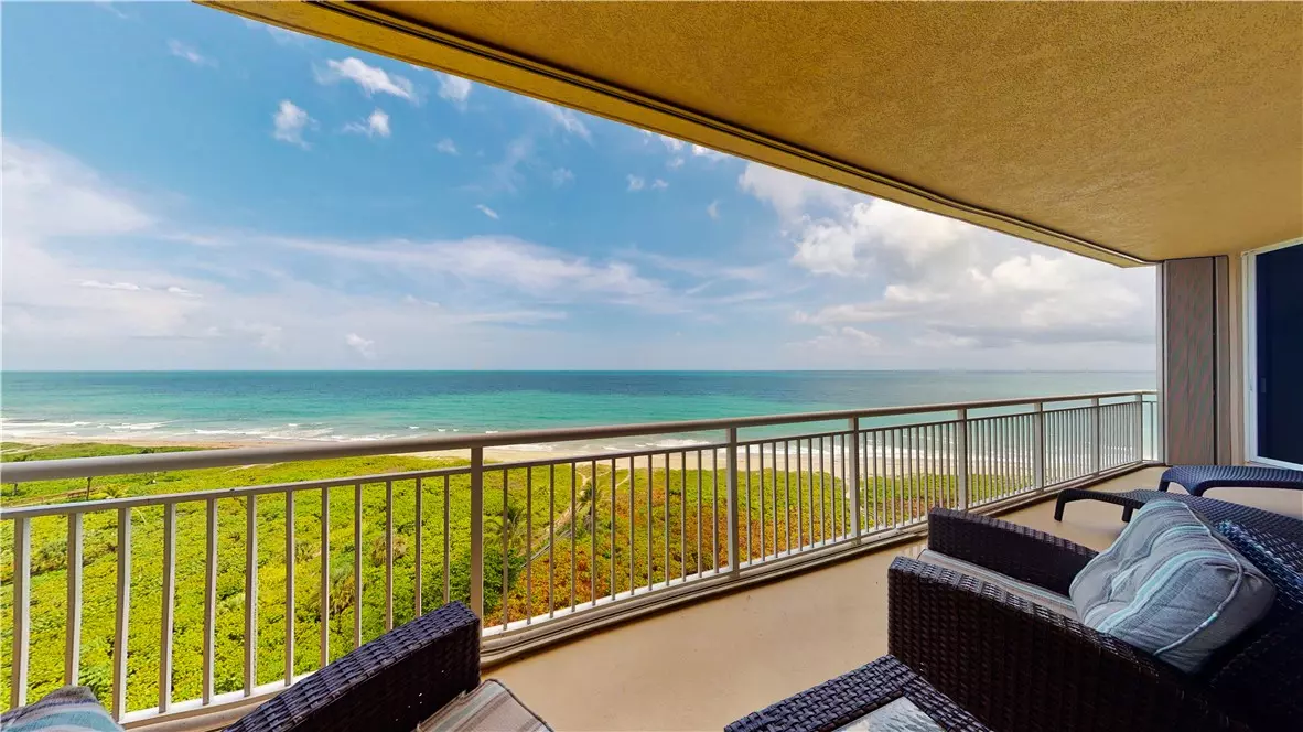 Hutchinson Island, FL 34949,3000 N Highway A1a #11B