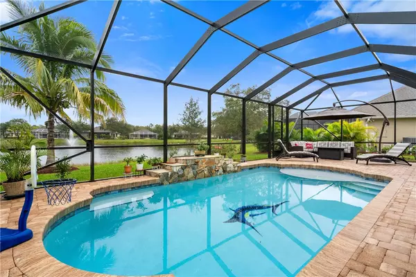 4124 Abington Woods CIR, Vero Beach, FL 32967