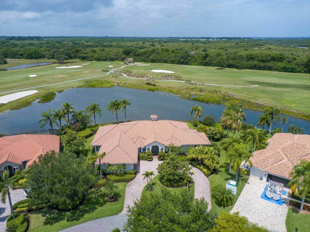 5565 Las Brisas DR, Vero Beach, FL 32967