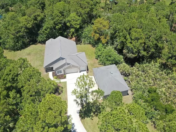 4040 Edisto DR, Grant Valkaria, FL 32949