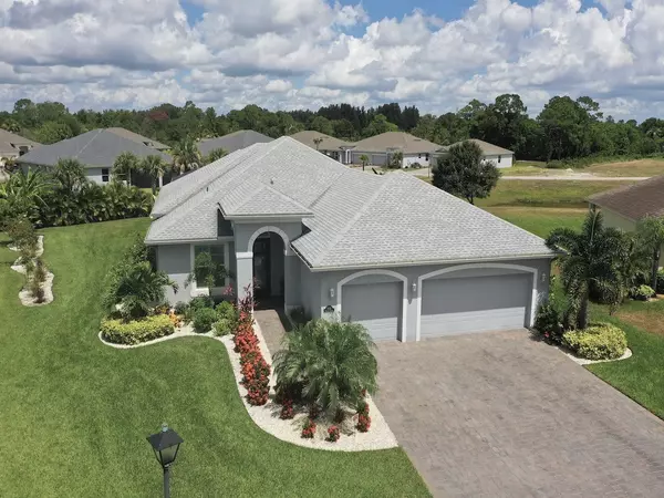 8373 Paladin SQ, Vero Beach, FL 32967