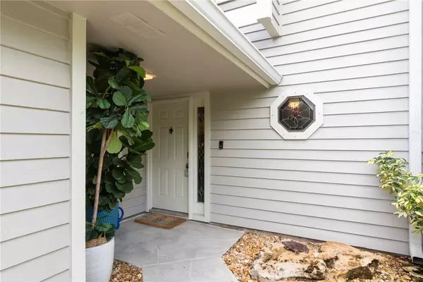 Vero Beach, FL 32962,360 Vista CT