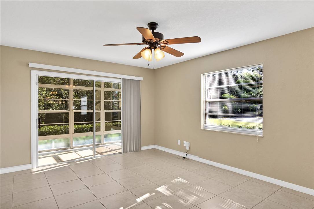 Vero Beach, FL 32962,51 Woodland DR #101