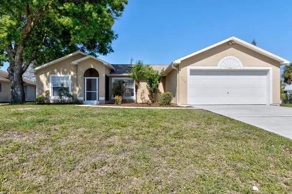 717 Tulip DR, Sebastian, FL 32958