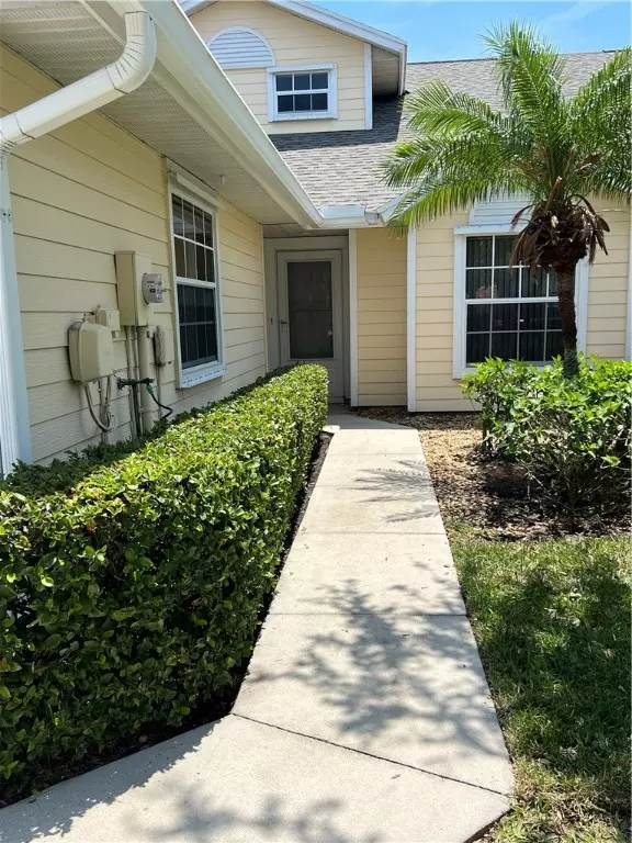 493 7th ST, Vero Beach, FL 32962