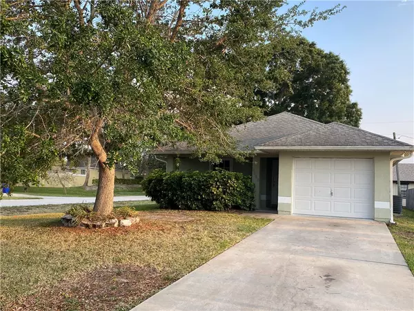 8565 22nd ST, Vero Beach, FL 32966