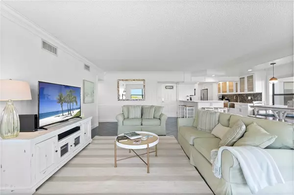 Stuart, FL 34996,1289 NE Ocean BLVD #4