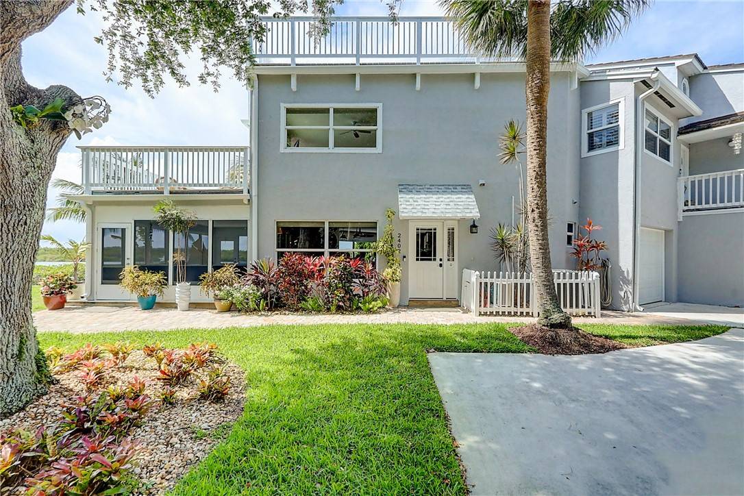 Hutchinson Island, FL 34949,2402 Harbour Cove DR