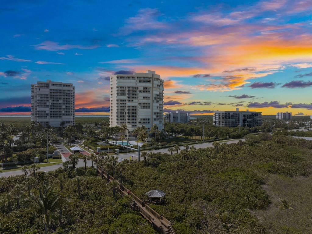 5051 N Highway A1a #8-2, Hutchinson Island, FL 34949