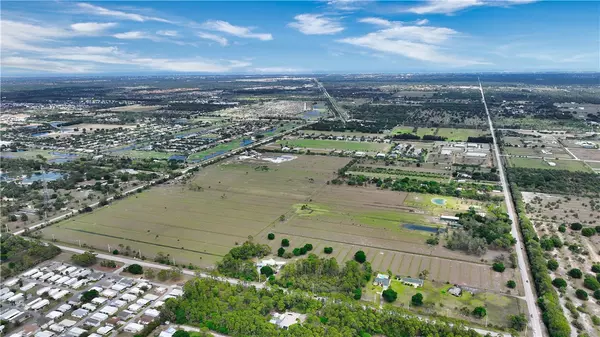 Vero Beach, FL 32966,8140 8th ST