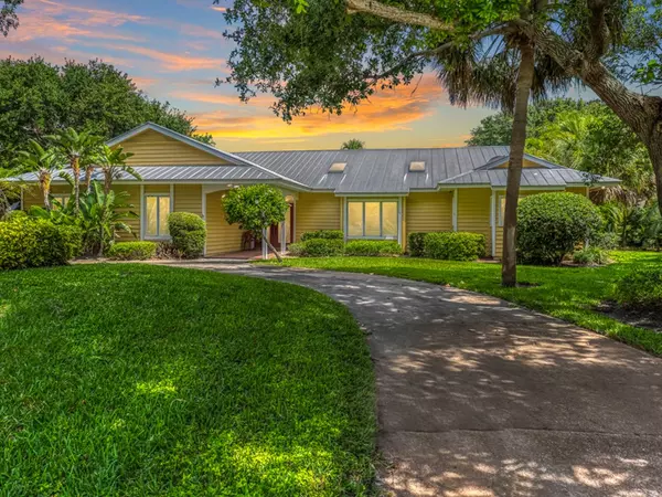 Vero Beach, FL 32963,2160 Seagrape DR