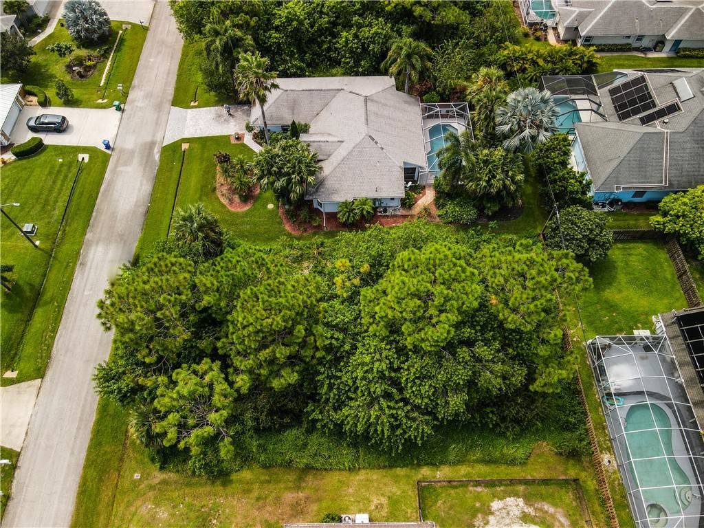 Sebastian, FL 32958,949 Greenbrier AVE