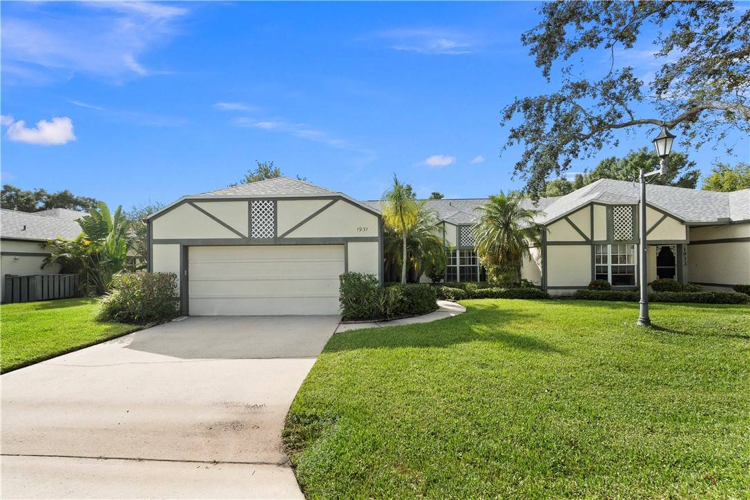 Vero Beach, FL 32966,1931 Easthampton TER #1