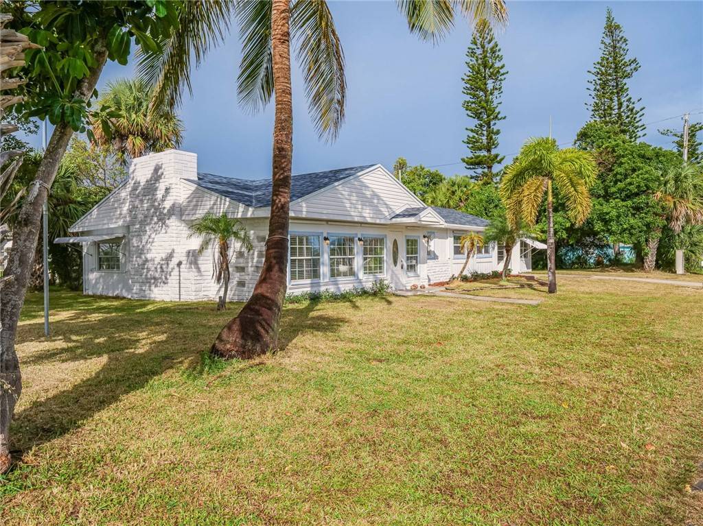 Fort Pierce, FL 34949,107 Fernandina ST