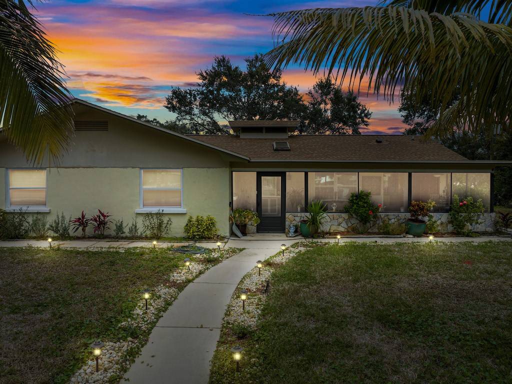 3900 Hickory DR, Micco, FL 32976