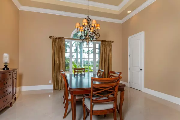 Satellite Beach, FL 32937,325 Lansing Island DR