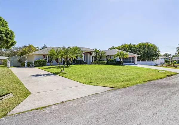 172 Academy TER, Sebastian, FL 32958