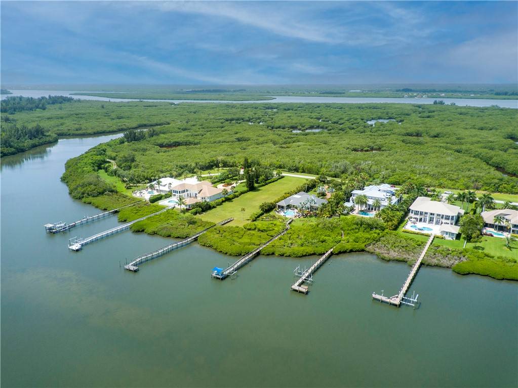 Vero Beach, FL 32963,8040 S Seacrest DR