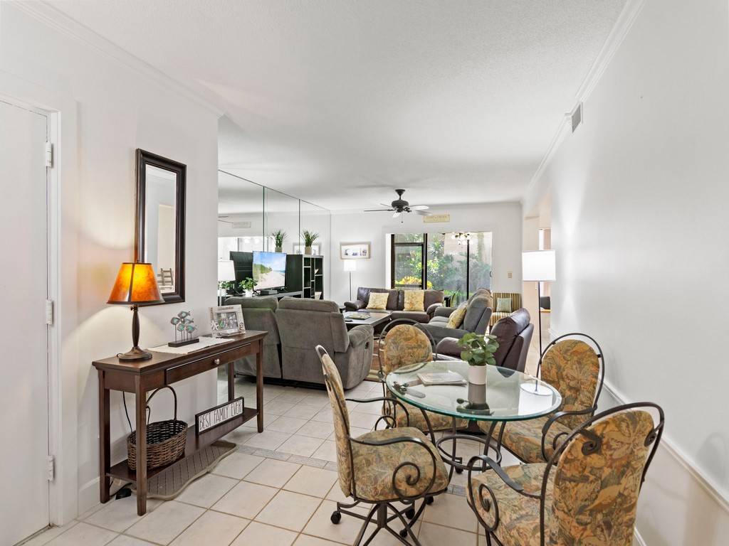 Indian River Shores, FL 32963,5151 Highway A1a #401