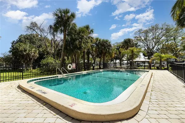 Melbourne, FL 32901,1209 E New Haven AVE #402