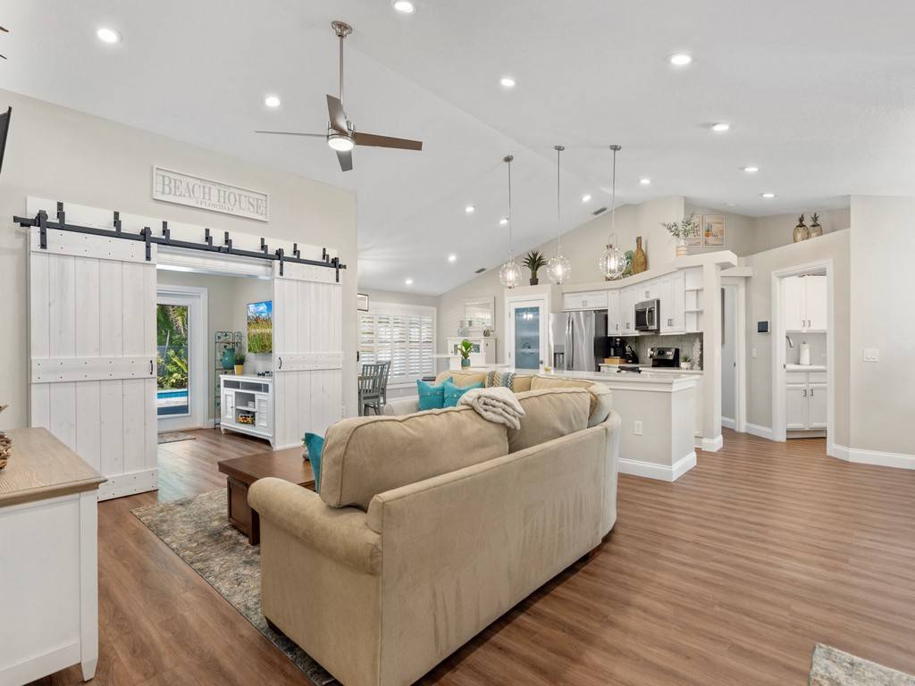 Vero Beach, FL 32963,9575 Frangipani DR
