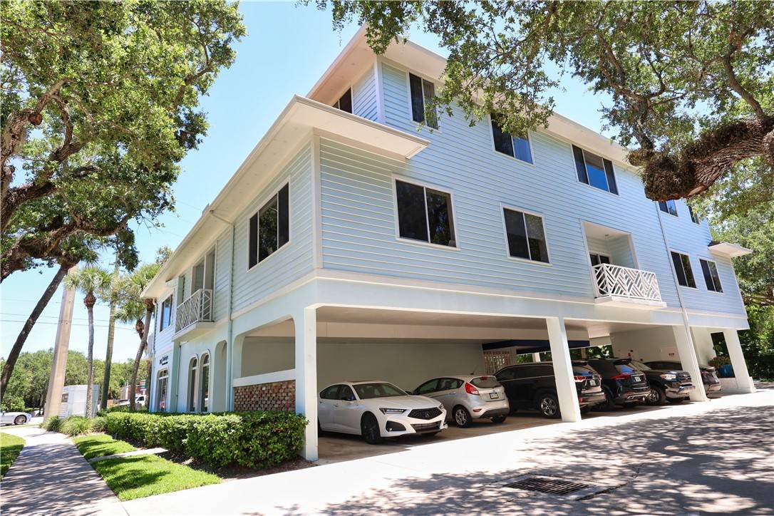 Vero Beach, FL 32963,1401 Highway A1a #200