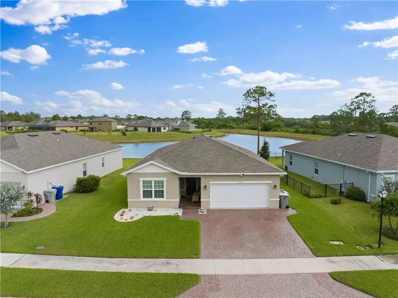 4204 Keeson CIR, Vero Beach, FL 32967