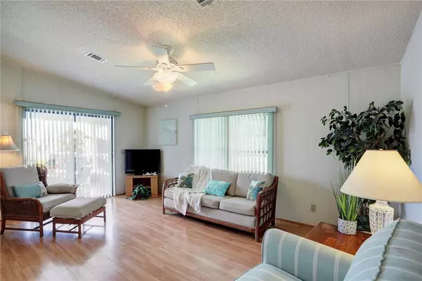 Barefoot Bay, FL 32976,489 Tarpon DR