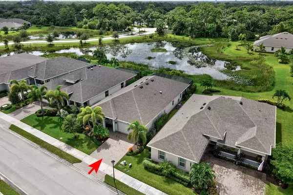 Vero Beach, FL 32966,6137 Long Leaf LN